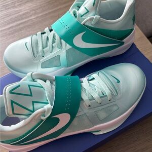 Easter KD 4